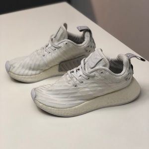 LIKE NEW Adidas Women’s Size 5 NMD